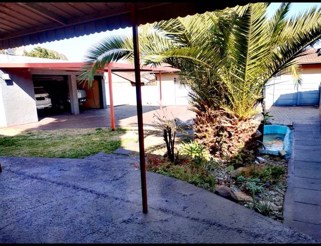 3 BEDROOM HOUSE FOR SALE IN BRACKENDOWNS